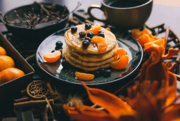 糖尿病飲食怎麼吃？掌握糖化血色素正常值與偏高對策！